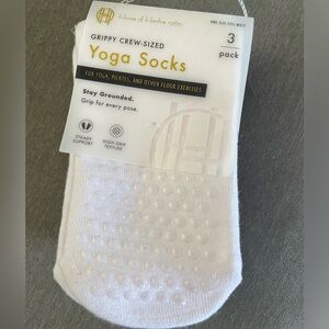 3 pack House Of Harlow Socks Yoga Pilates Barre Grippy Varsity Crew Socks